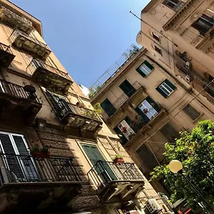 Pensión Fofino's, Palermo